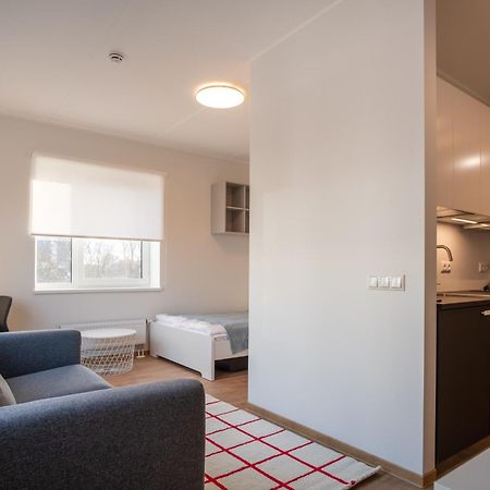 Spacious Mustamaee Apartments - Free Parking Ταλίν Εξωτερικό φωτογραφία