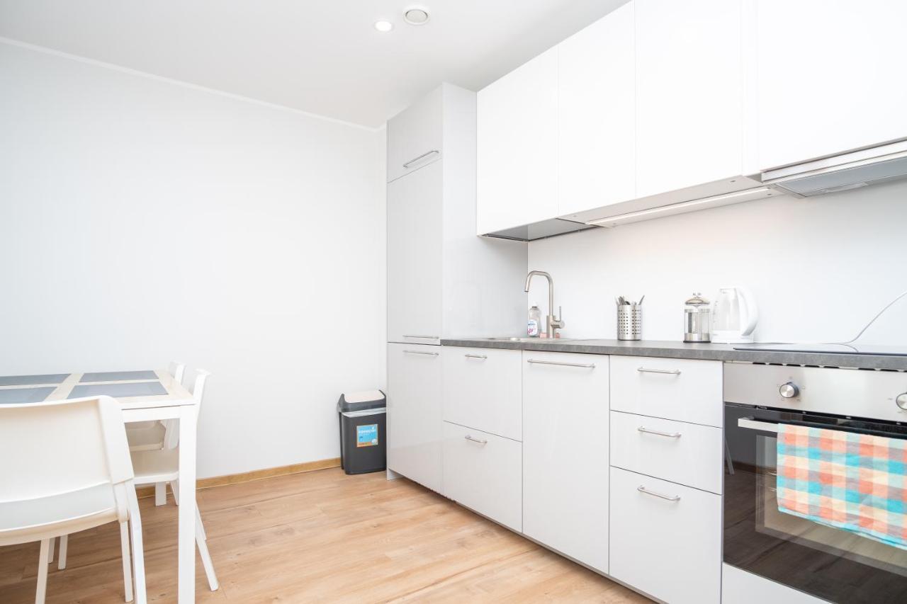 Spacious Mustamaee Apartments - Free Parking Ταλίν Εξωτερικό φωτογραφία