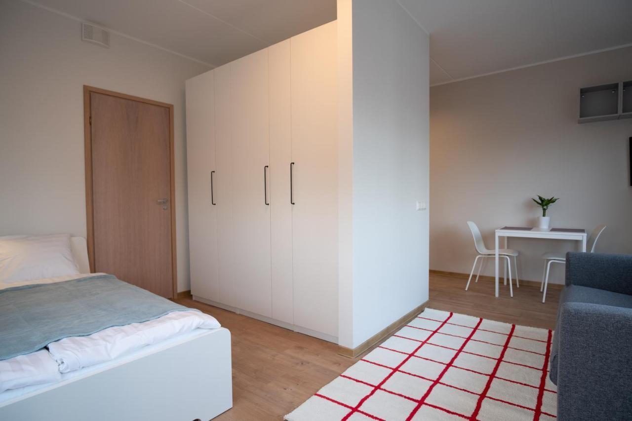 Spacious Mustamaee Apartments - Free Parking Ταλίν Εξωτερικό φωτογραφία