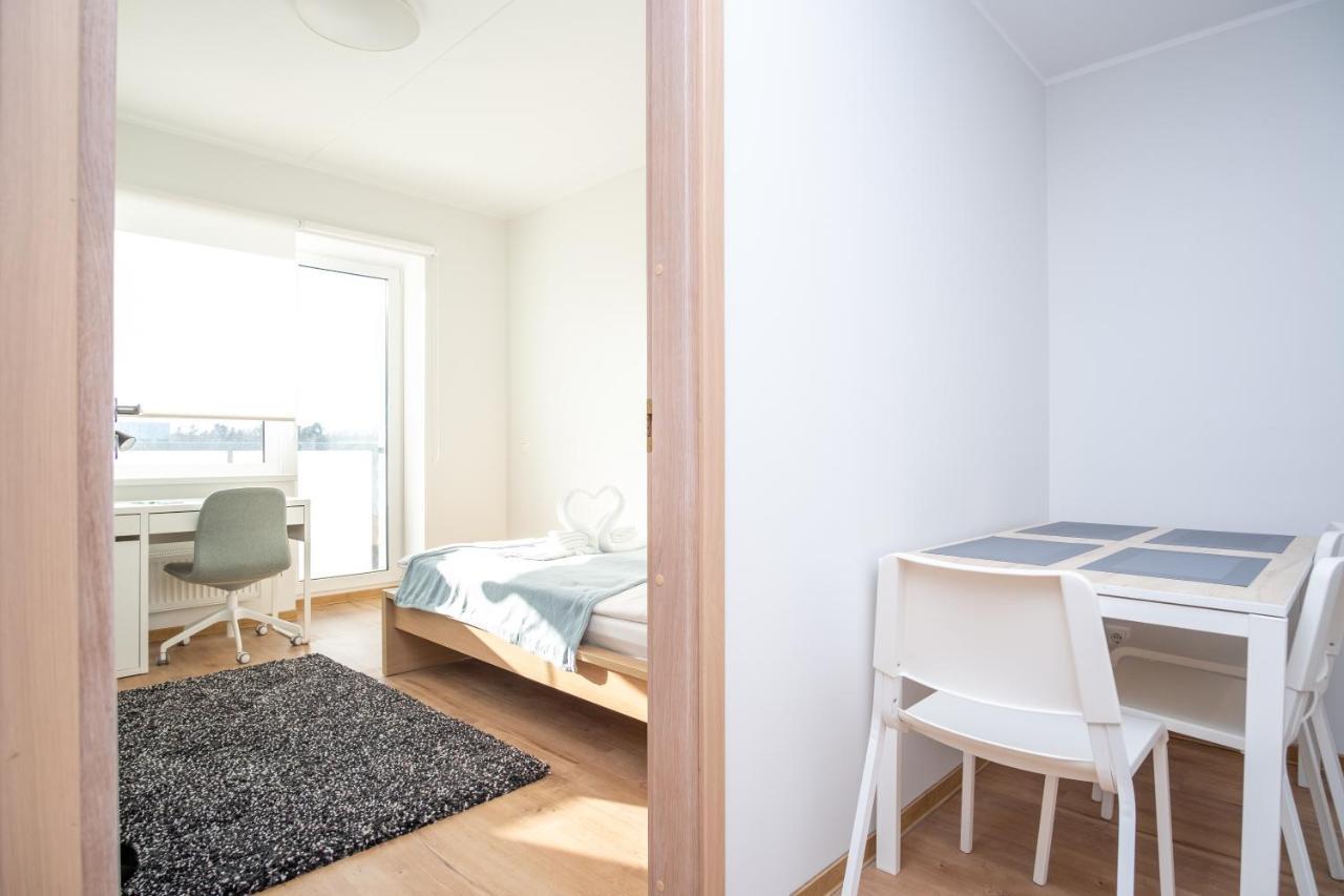 Spacious Mustamaee Apartments - Free Parking Ταλίν Εξωτερικό φωτογραφία
